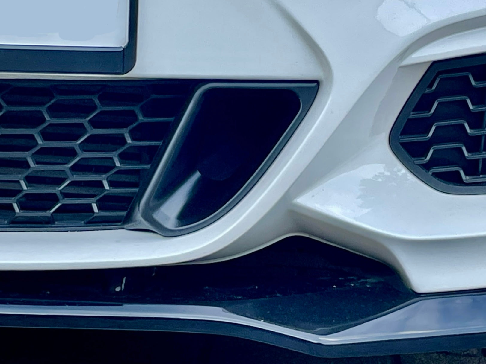 BMW F22/F23 Brake Duct